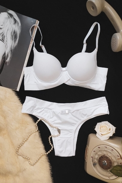 CONJUNTO BÁSICO TRANSPASSADO NOVO - comprar online