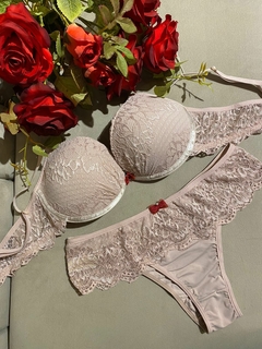 Conjunto Rendado Bojo Push Up
