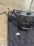 Pantalon Nike rompeviento premium negro en internet