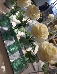 Ranuculus en Botella