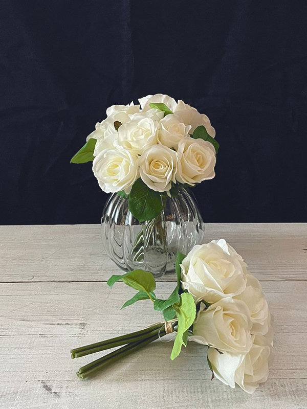 Bouquet de rosas blancas - Comprar en Ina Home