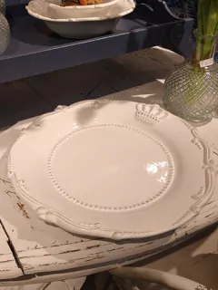 Plato grande con corona