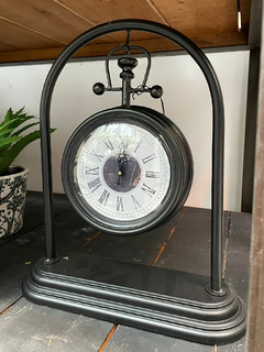 Reloj de mesa colgante