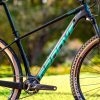 BICICLETA RHYTHM 7 CARBON TAM 17 12V PRETO na internet