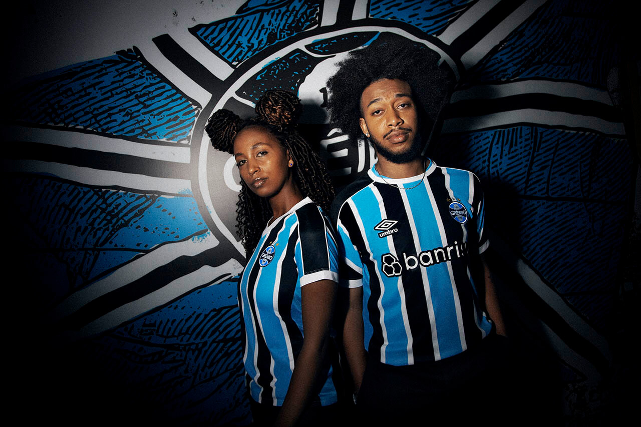 Camisa titular do Grêmio 2023-2024 Umbro