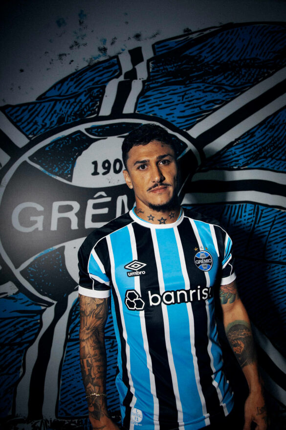 Camisa titular do Grêmio 2023-2024 Umbro