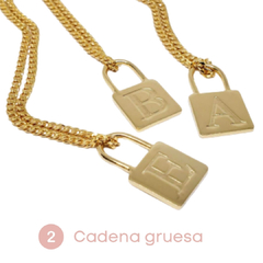 Collar candado inicial - comprar en línea