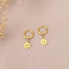 Huggies happy face