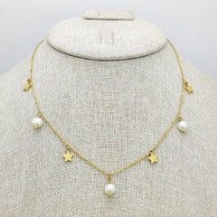 Collar estrellas y perlas dorado