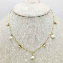 Collar ojos y perlas Dorado