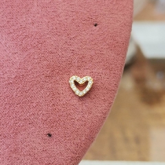 Piercing corazón contorno