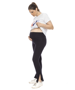 CALZA FIT CON TAJOS LATERALES NEGRA - ESPACIO MAMA