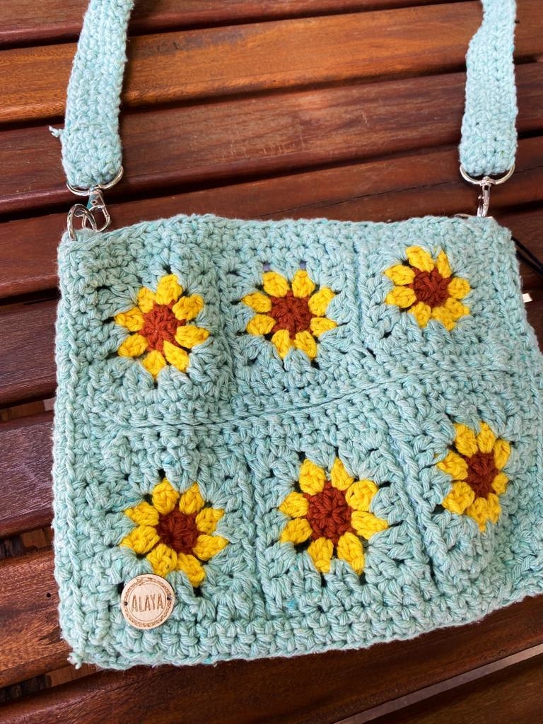 granny square bolsa pattern free