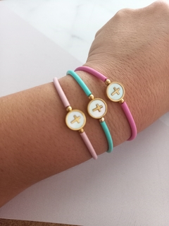Pulsera cruz con madre perla (10pz) - tienda en línea