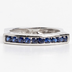 Endless 18 Kt Gold Ring with Natural Sapphires
