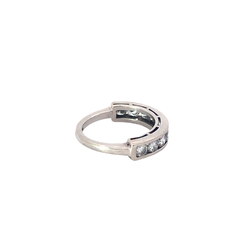 Anillo medio sin fin oro 18 kt y 1.20 ct brillantes - Joyería Alvear