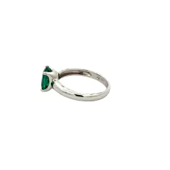 Tourmaline and diamond ring in 18 kt gold on internet