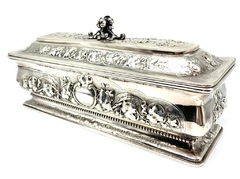 Julien Doyen silver rococo chest - Joyería Alvear
