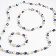 Conjunto 4 en 1 - Tres Collares y Pulsera Perlas Naturales en internet