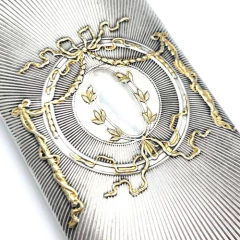 Exclusivo Set Cigarrera Y Porta Fósforo Plata Y Oro en internet