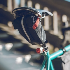 LEZYNE Bolso Bajo Asiento Mid Caddy - comprar online