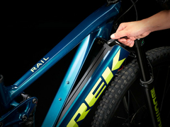 Bicicleta elétrica Trek Rail 7 2023 2ª gen - comprar online