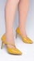Sapato Scarpin - Croco Amarelo e Napa Amarelo - Fivela de ajuste na cor Dourado e Apliques de Metal na cor Dourado