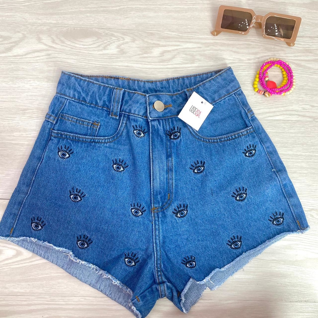 short jeans olho grego