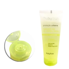 Sabonete Gel de Limpeza Facial Proteção Urbana Ruby Rose - comprar online
