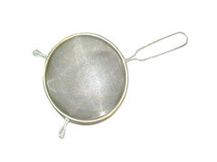 Colador 14 Cms. Alambre