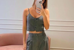Cropped cinza