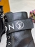 Bota LOUIS VUITTON Cano Médio
