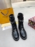 Bota LOUIS VUITTON Cano Médio - comprar online