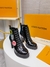 Bota LOUIS VUITTON c/ Salto na internet