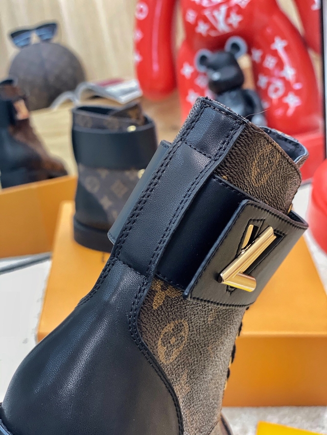 Bota LOUIS VUITTON Cano Longo - Comprar em MYRA STORE