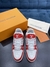 Tênis LOUIS VUITTON Trainer na internet