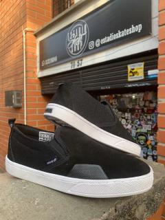 Tenis Soma Slip On Negro/Blanco