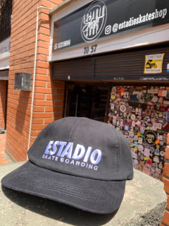 Gorra Estadio SB Bordada