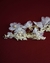 {Cabo Frio} Acessório de Cabelo Tiara Flexível com Flores em Tecido e Detalhes em Dourado na internet