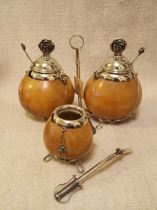 Juego completo: yerbera-azucarera de calabaza y alpaca c/cucharas y mate de calabaza y alpaca c/bombilla desarmable Art:7024