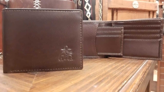 Billetera en Cuero Vacuno con tarjetero desmontable ArtD7444