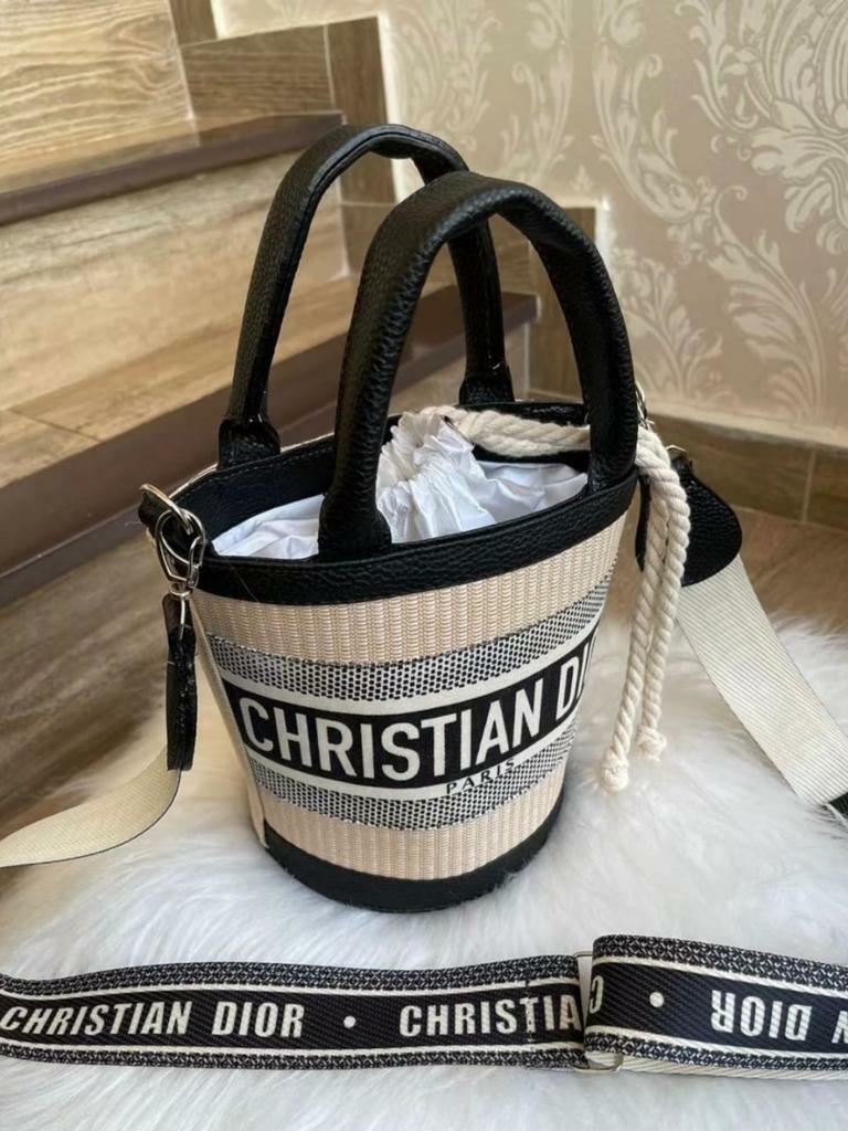 BOLSA CESTA CHRISTIAN DIOR PARIS EM PALHA LANÇAMENTO