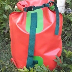 Bolso estanco con correa