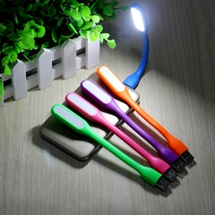 Lâmpada LED portátil USB para leitura noturna na internet