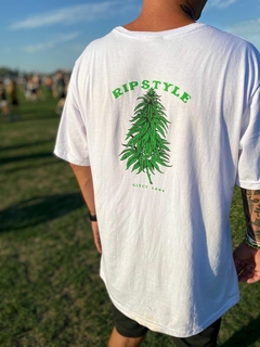 REMERA PLANTA - comprar online