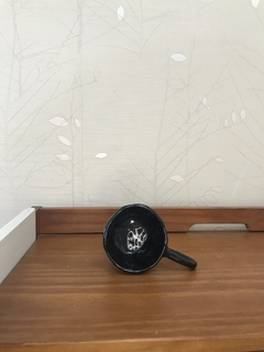 Xícara orgânica preta - comprar online