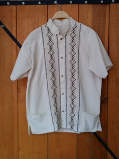 CAMISA CON TEGIDO TRADICIONAL