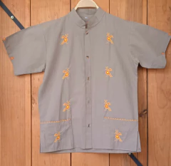 CAMISA CON BORDADO TRADICIONAL