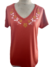 Remera Cuello V con Flores