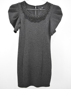 Vestido gris Forever 21
